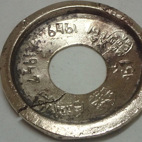 Old scale weight in dram used with state stamps 1937
