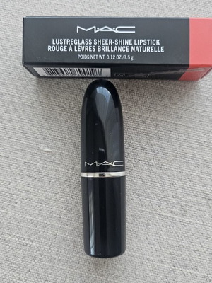 MAC κραγιόν nr 565 Gummy Bare σαν καινούργιο