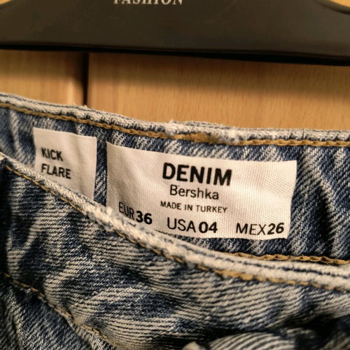 Bershka denim jeans with slit, like new, size S