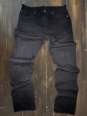 Levi’s 501 men’s jeans used, black, size 34x32