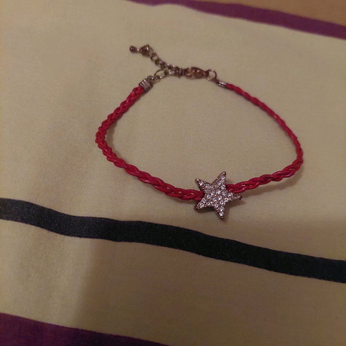 Bracelet with clasp like new