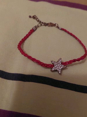 Bracelet with clasp like new