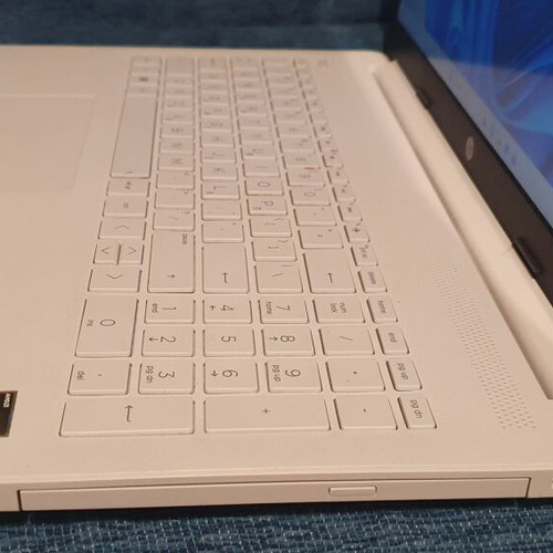 HP 15-db1019nv laptop Ryzen 5, 16GB RAM, 250GB Samsung SSD, Full HD