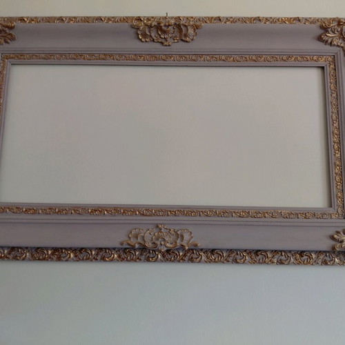 Wooden frame like new with chalk paint, large size