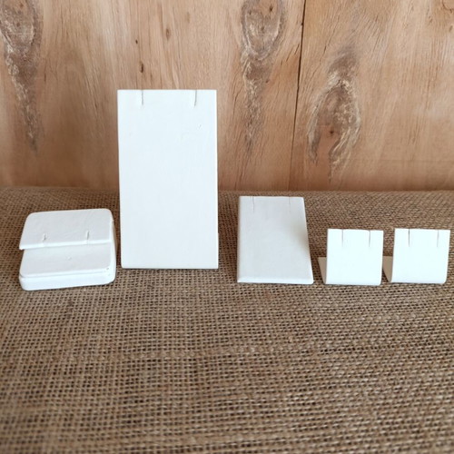 Leather jewelry display stands set of 5 like new for earrings