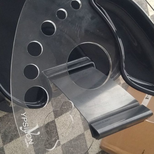 Salon assistant new with metal frame and plexiglass surface