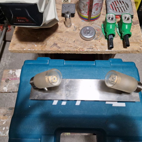 Ceiling or wall light used with led bulbs included