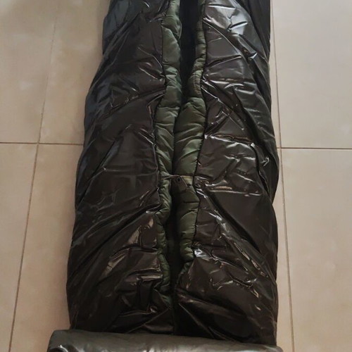 Military sleeping bag No.2 over 170cm like new, fully waterproof