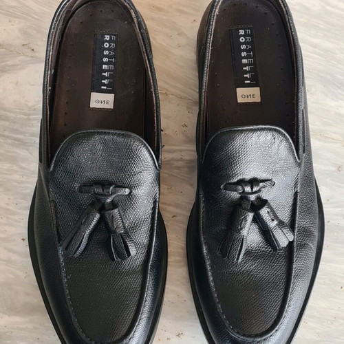 Loafers Fratelli Rossetti size 41 like new, black leather