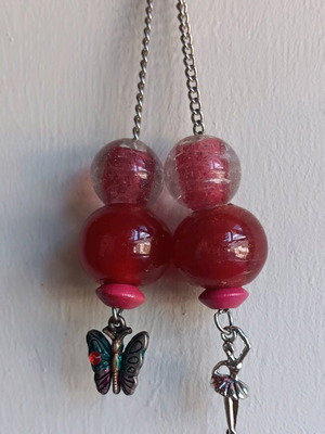 Chain worry beads new with red and pink glass beads