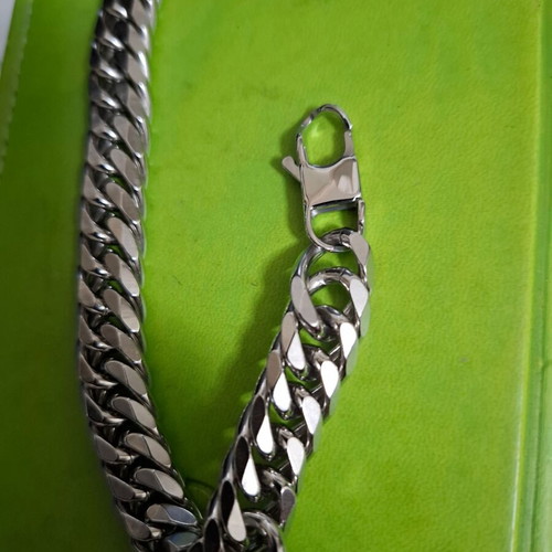 Steel bracelet chain new, 14 millimeters, 21 cm length