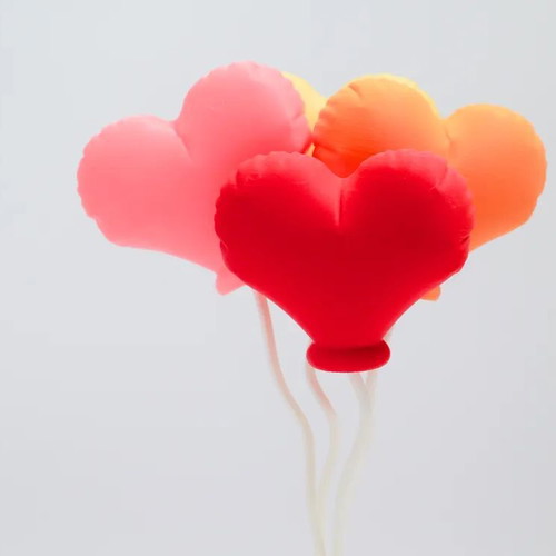 Heart-shaped decorative balloons made to order, set of 4 with base