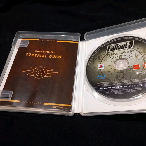 Fallout 3 PS3 like new, complete with manual