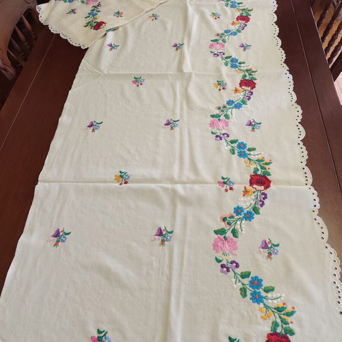 Embroideries used, set of 2, 160 x 65 cm each