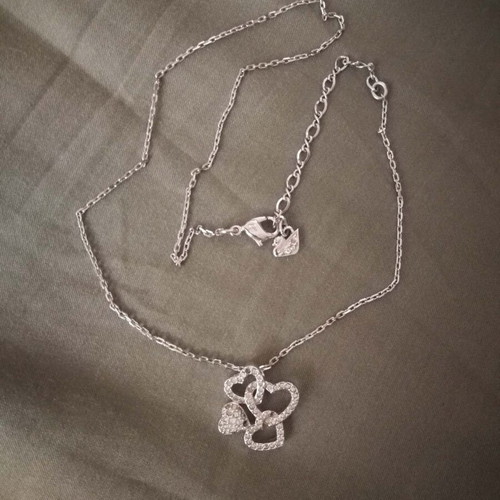 Swarovski pendant 4 hearts used
