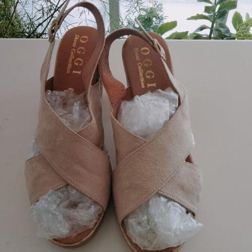 OGGI leather suede sandals, size 39, beige nude