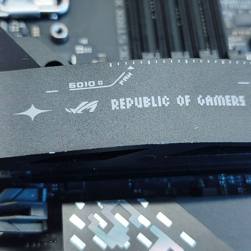 ASUS ROG STRIX X870E-E Gaming WiFi7 R2 USB-C Motherboard