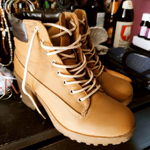 Primark women's boots used, size 38, yellow