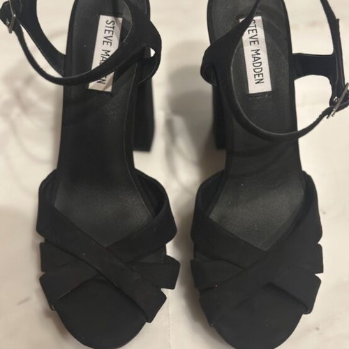 Steve Madden sandals new, size 38.5, black