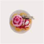 Δαχτυλίδι βάφλα μεσαία με παγωτό φράουλα, σαντυγί και σιρόπι με πολυμερικό πηλό