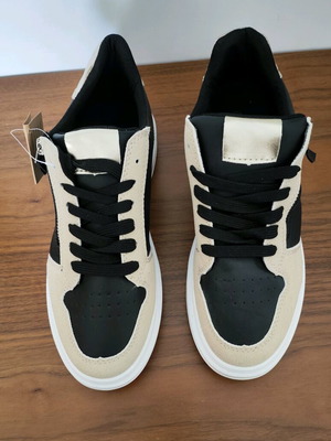 Athletic walking shoes new, beige and black, size 40
