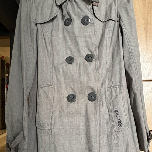 Rip Curl trench coat gray with subtle pink check, like new, size XS