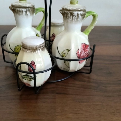 Serving set of 4 pieces new for table use