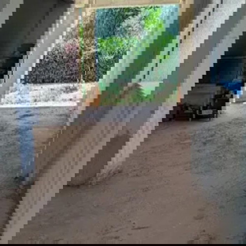 Ημιτελής κλειστή θέση στάθμευσης 85 τ.μ.