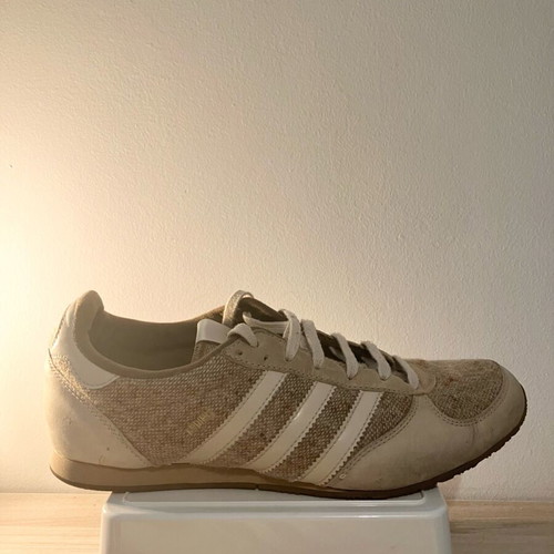 Adidas Midiru women's athletic shoes like new, size 38, beige