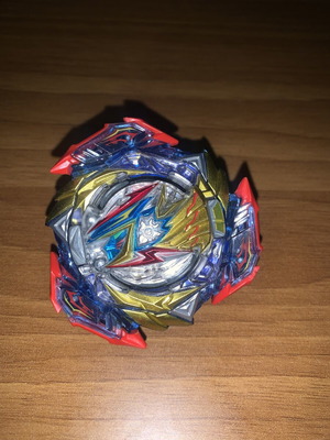 Beyblade Burst Valkyrie Takara Tomy like new