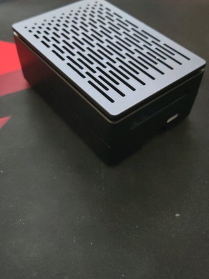 Raspberry Pi 5 case like new, plastic with anti-slip feet