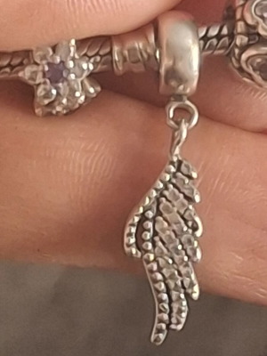 Charm Angel Feather 925 Silver decorated with zircon stones like new
