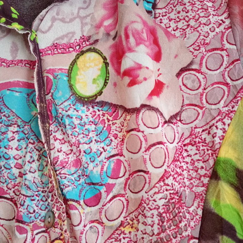 Vintage Y2K Creola shirt colourful printed pattern, like new, size 42