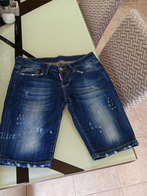 Dsquared2 denim shorts size 42 like new, blue