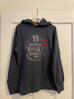 Zara vintage hoodie with fishing motif used, age 10-12
