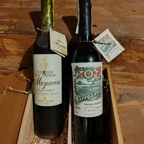 Achaia Clauss collectible pack Mavrodafni 1979 and Moschato new