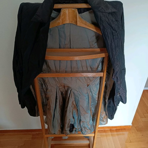 Theatrale coat used, size M, black, from Paris