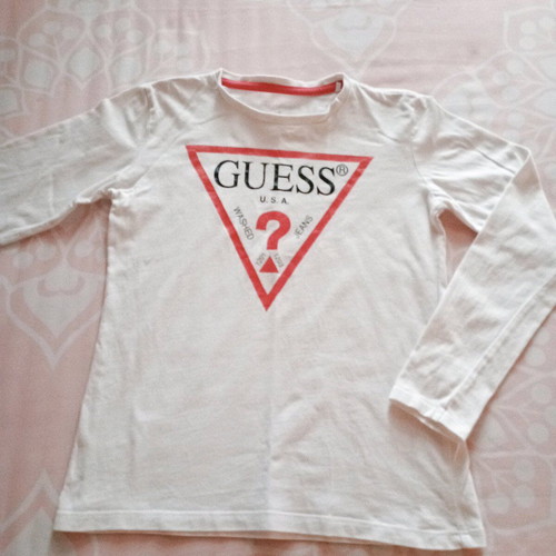 Guess long-sleeve T-shirt for 8-year-old boy like new