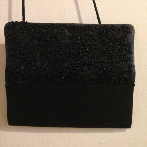 Vintage evening clutch bag black with beads used