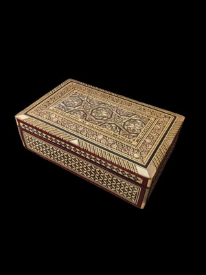 Handmade Middle Eastern Wooden Storage Box like new with marquetry