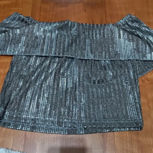 Active Girl silver blouse like new, size M