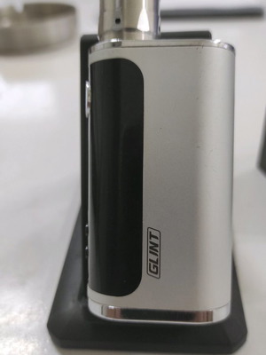 Glint Box Mod 75W 18650 By Aspire употребяван, черно и сребристо