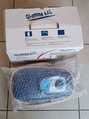 Alternating air pressure mattress like new with pump and repair kit
