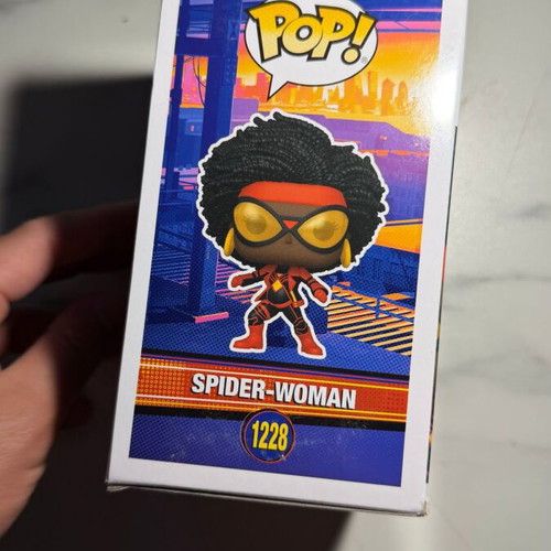 Funko Pop! Marvel Spider-Woman 1228 Bobble-Head new