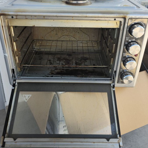Electric oven Izzy, fully functional