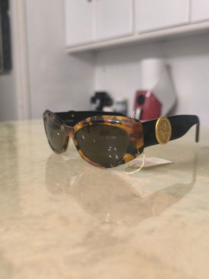 Vintage sunglasses with gold decoration GIF1010 like new