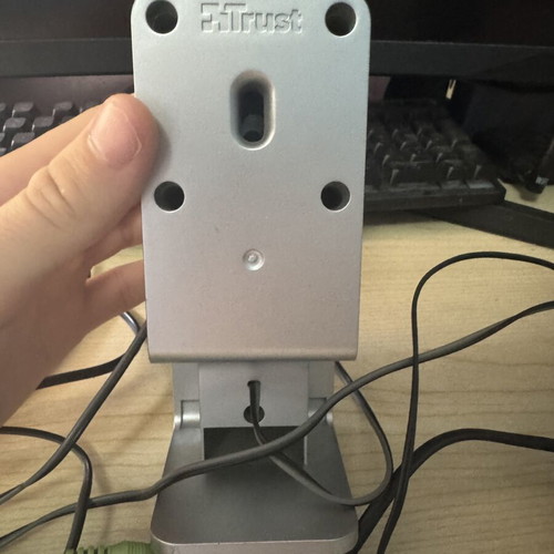 Trust 2.0 Stereo Computer Speakers like new, clear sound, volume control