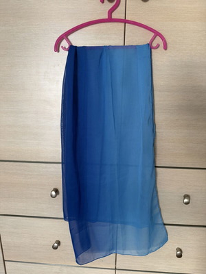 Scarf like new, blue