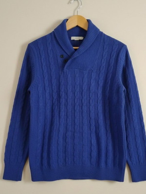 Men's blue pullover with knit pattern like new, size M