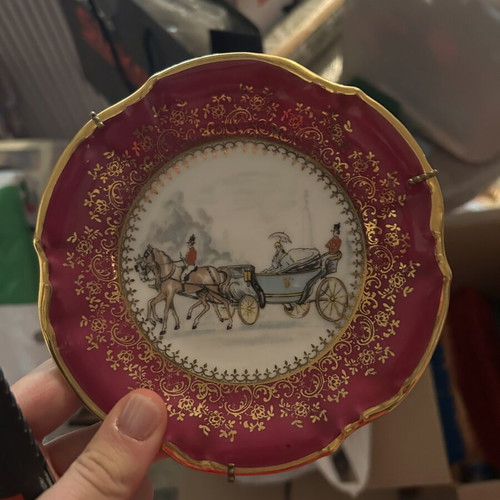 Limoges decorative plate with gold leaf like new